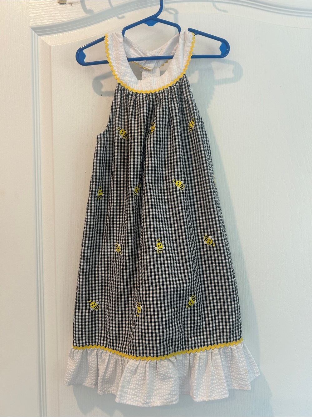 Emily Rose Black & White Gingham Bee Embroidered halter Sundress seersucker 6